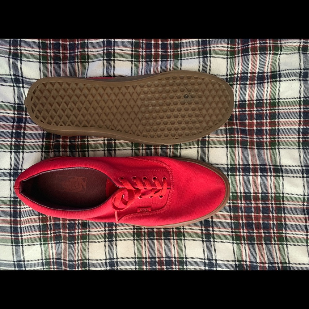 Vans - Picture 3 of 3